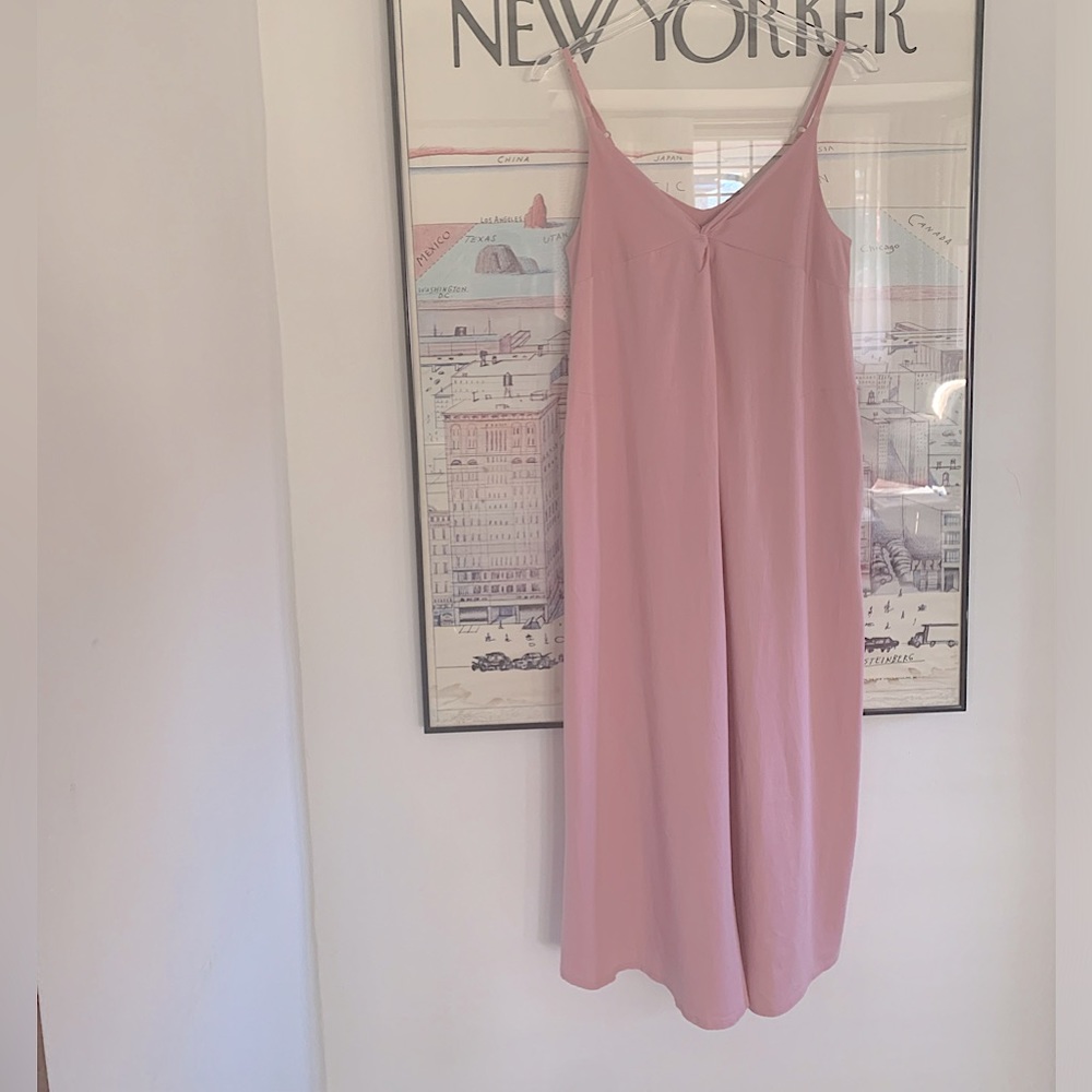 NWT Kit and Ace ‘Lovely Dress’ in soft pink with pockets and built in bra size S
